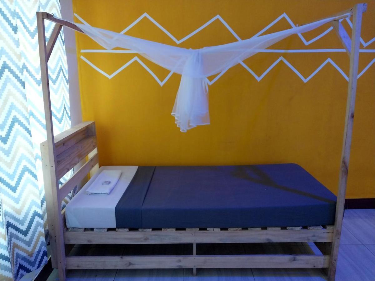L&J Modern Backpackers Kigamboni Beach House Bed & Breakfast Dar es Salaam Luaran gambar