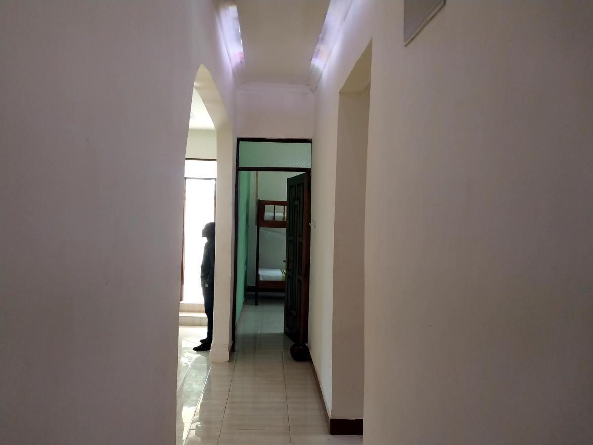 L&J Modern Backpackers Kigamboni Beach House Bed & Breakfast Dar es Salaam Luaran gambar